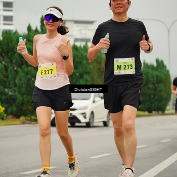Runner Photo 8500709