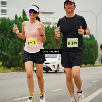 Runner Photo 8500723