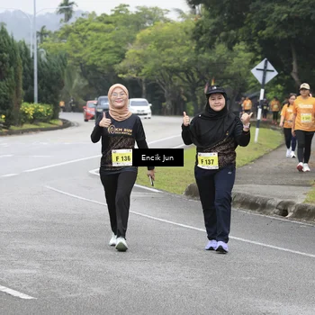 Runner Photo 8500756