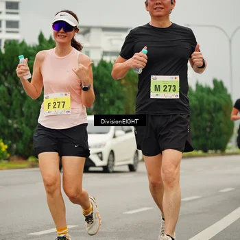 Runner Photo 8500759