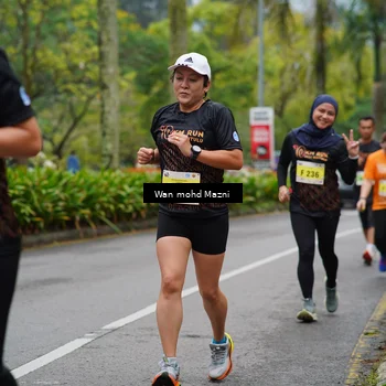 Runner Photo 8500798