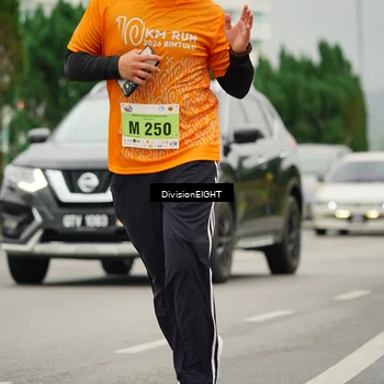 Runner Photo 8500810