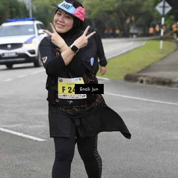 Runner Photo 8500942