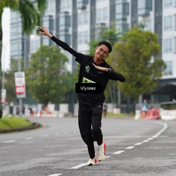 Runner Photo 8500998