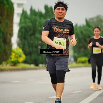 Runner Photo 8501273