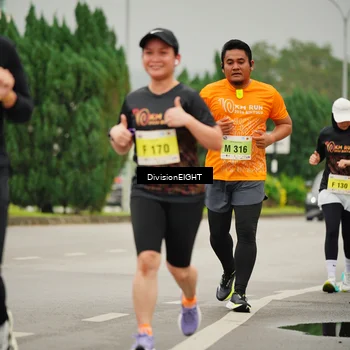 Runner Photo 8501415