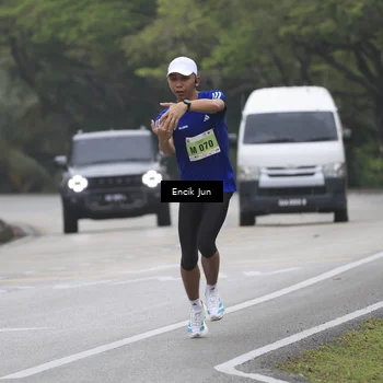Runner Photo 8502007