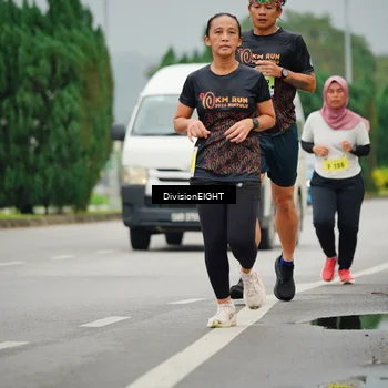Runner Photo 8502025