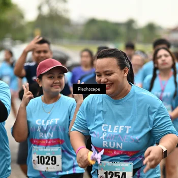 Runner Photo 8502028