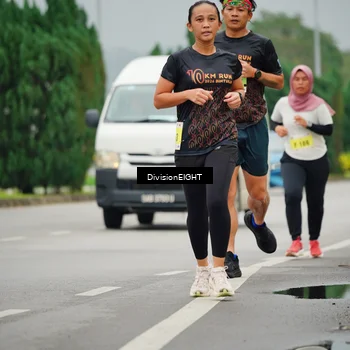 Runner Photo 8502042