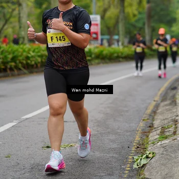 Runner Photo 8502046