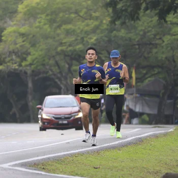 Runner Photo 8502054