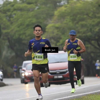 Runner Photo 8502058