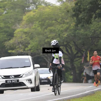 Runner Photo 8502093
