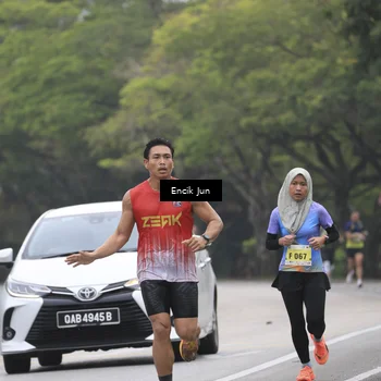 Runner Photo 8502100