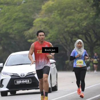 Runner Photo 8502105