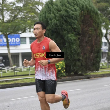 Runner Photo 8502123