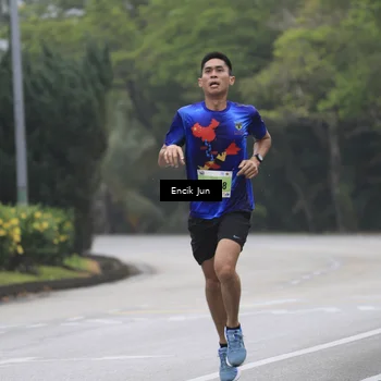 Runner Photo 8502151