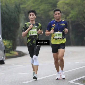 Runner Photo 8502163