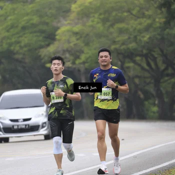 Runner Photo 8502167