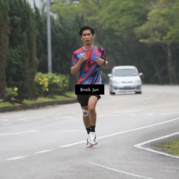 Runner Photo 8502203