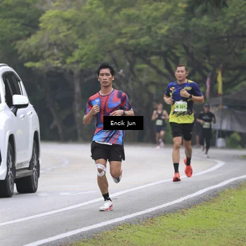 Runner Photo 8502204