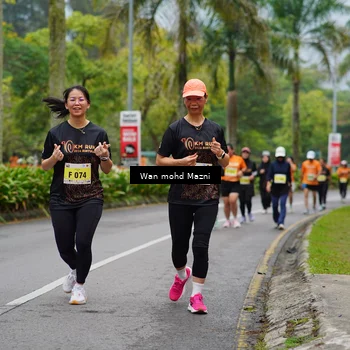Runner Photo 8502243
