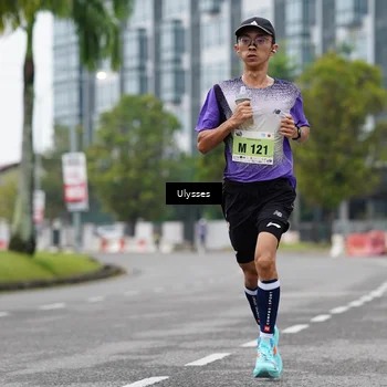Runner Photo 8502249