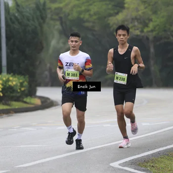 Runner Photo 8502258