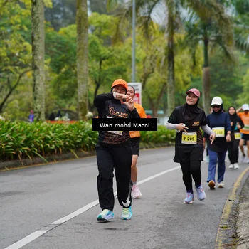 Runner Photo 8502261