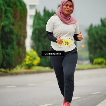 Runner Photo 8502280