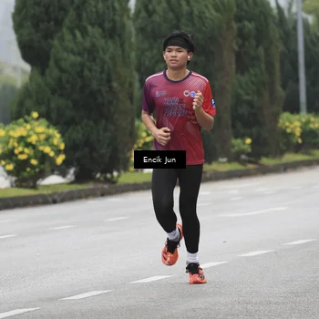 Runner Photo 8502299