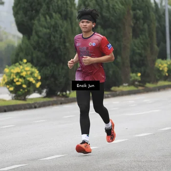 Runner Photo 8502312