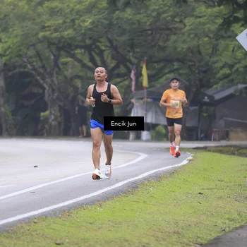 Runner Photo 8502321