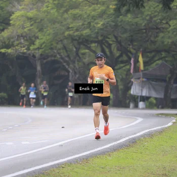 Runner Photo 8502336