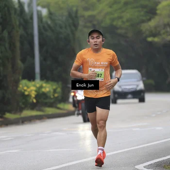 Runner Photo 8502342