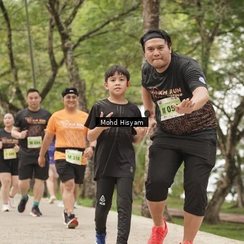 Runner Photo 8502368