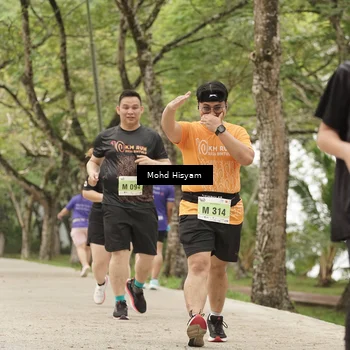 Runner Photo 8502372