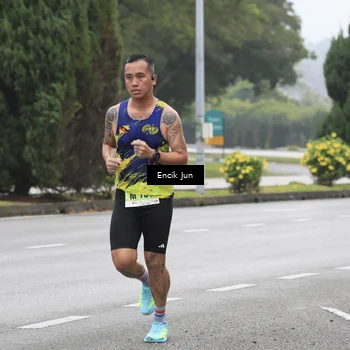 Runner Photo 8502395