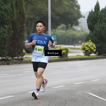 Runner Photo 8502402