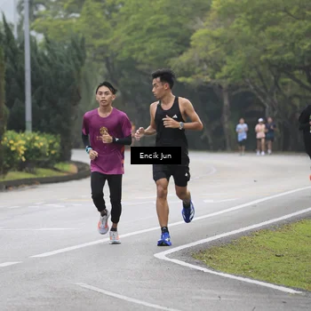 Runner Photo 8502419