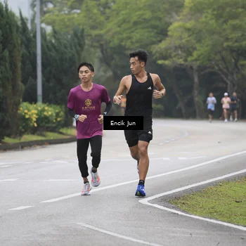 Runner Photo 8502422