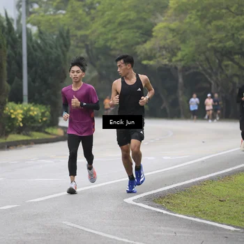 Runner Photo 8502428
