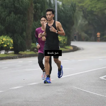 Runner Photo 8502433