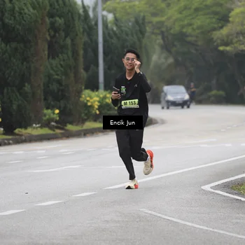 Runner Photo 8502451