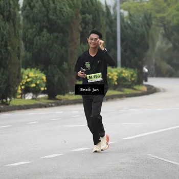 Runner Photo 8502455