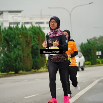 Runner Photo 8502471
