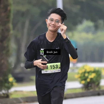 Runner Photo 8502472