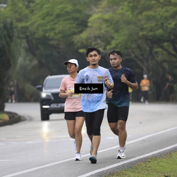 Runner Photo 8502500