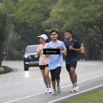 Runner Photo 8502501